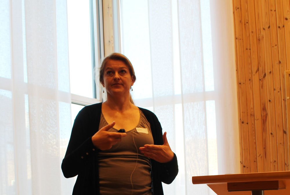 Maria Ernfors presenterar SITES Lönnstorps möjligheter.  Foto av Linda-Maria Mårtensson